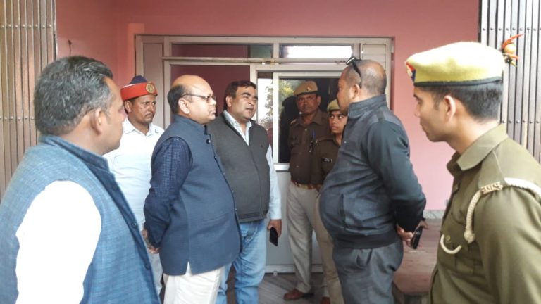 एसडीएम की छापेमारी में 4 नर्सिंग होम और एक क्लीनिक सीज