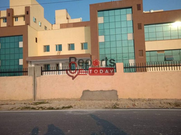 निर्माणाधीन दो सौ शैया बेड अस्पताल का शासन टीम ने किया निरीक्षण