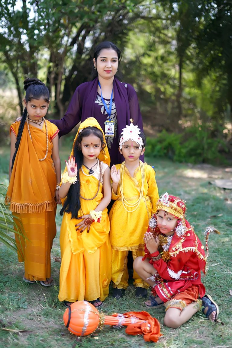 राम नवमी के उपलक्ष्य में आरबीपीएस में हुआ फैंसी ड्रेस कॉम्पटीशन