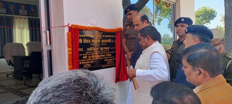 कोतवाली मान्धाता में जनसुनवाई कक्ष का उद्घाटन