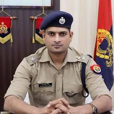 रायबरेली एसपी ने दो उप निरीक्षक को किया निलम्बित, आधा दर्जन से अधिक निरीक्षकों के कार्य क्षेत्र में किया बदलाव
