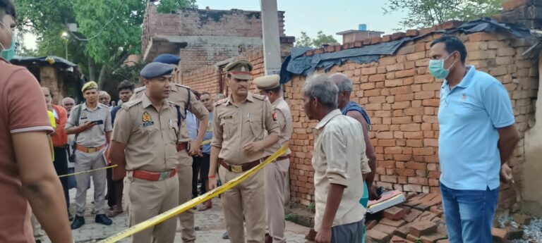जूती कारीगर का सिर कूंच कर हुई हत्या  घर में अकेले रह रहा था कारीगर