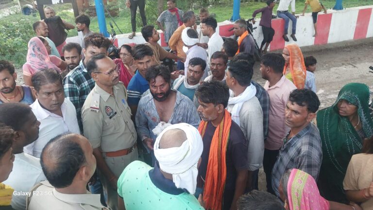 भंडारे में मनचलों ने करी महिलाओं के साथ छेड़खानी