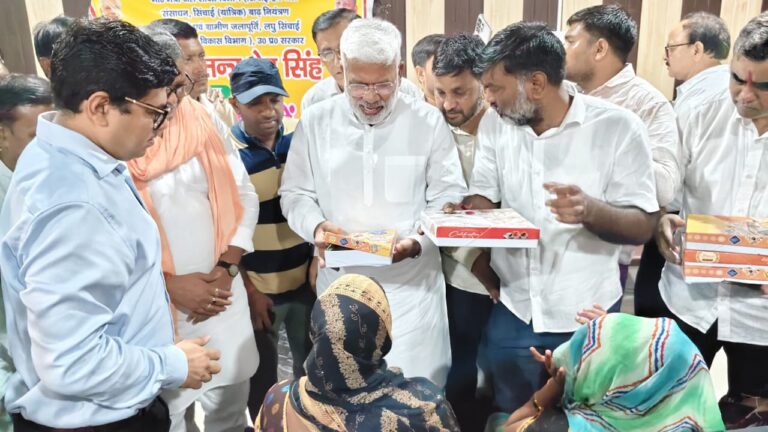 जलशक्ति मंत्री द्वारा बाढ़ ग्रस्त क्षेत्रों का किया गया हवाई निरीक्षण