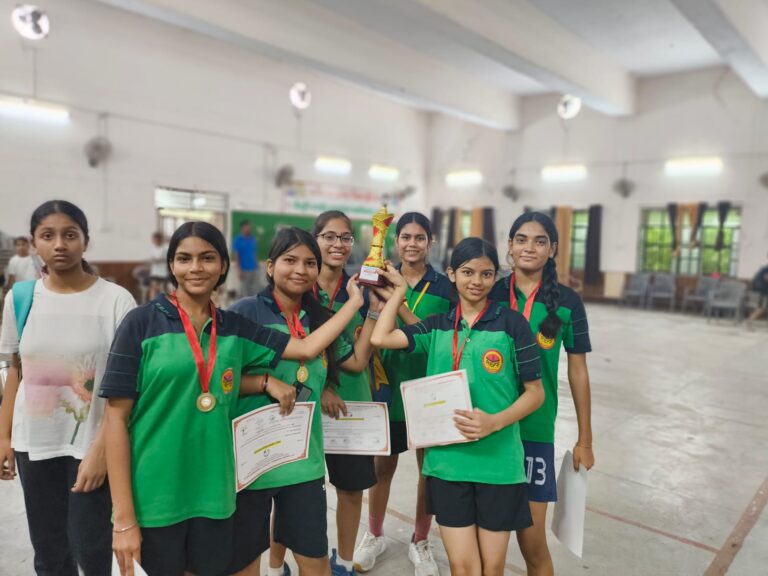 बालक एवं बालिका वर्गों का चैम्पियन बना आरबीपीएस विजेताओं को ट्राफी , सर्टिफिकेट से किया गया सम्मानित