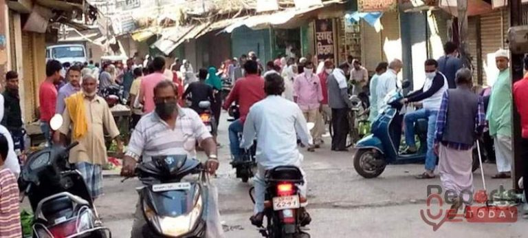 लॉकडाउन का हो रहा उल्लंघन, घर से निकल रहे लोग