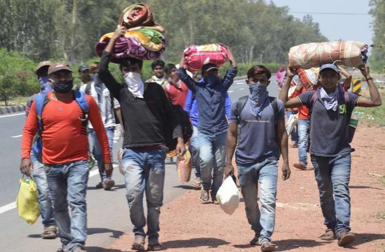 कामगारों का परदेश से लौटकर आने का सिलसिला जारी