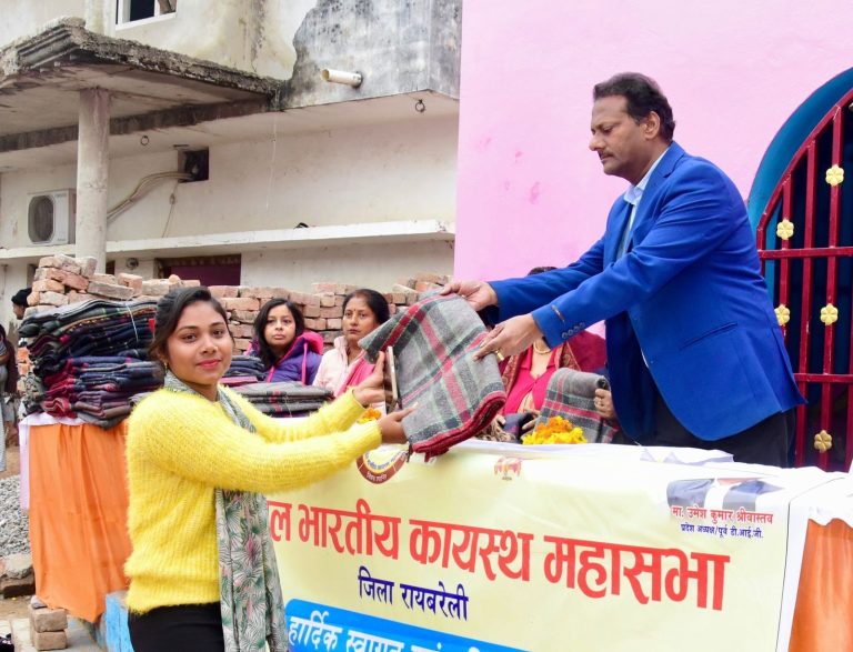 निर्धनों की आत्मा में होता है ईश्वर का वास: अरविंद श्रीवास्तव