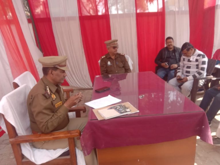 समाधान दिवस में आई 11 शिकायत