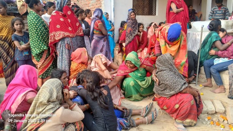 युवक ने वीडियो कांफ्रेंसिंग कर लगायी थी फांसी