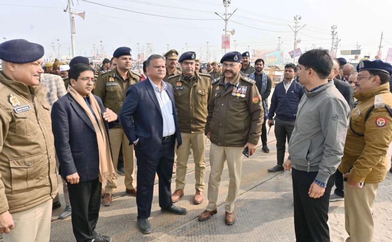 धर्म नगरी प्रयागराज में महाकुंभ इंडिया न्यूज़ 28 पर महाकुंभ की विशेष रिपोर्ट अवनीश कुमार मिश्रा के साथ