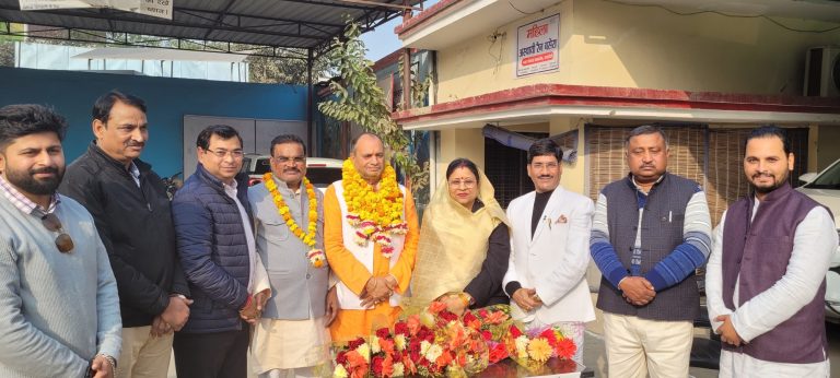 नगर निकाय अध्यक्ष संघ के जिला अध्यक्ष बने पण्डित बृजेश दत्त गौड़