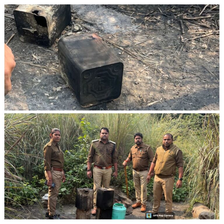 आबकारी विभाग द्वारा दी गई दबिश मे 75 लीटर अवैध कच्ची शराब बरामद350 किलोग्राम महुआ लहन भी नष्ट,3 पर अभियोग दर्ज