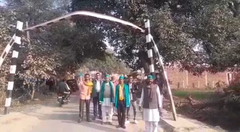 ओवरलोड वाहनों को रोकने के लगे बैरियर से आवागमन ठप,किसान–व्यापारियों में आक्रोश तेज