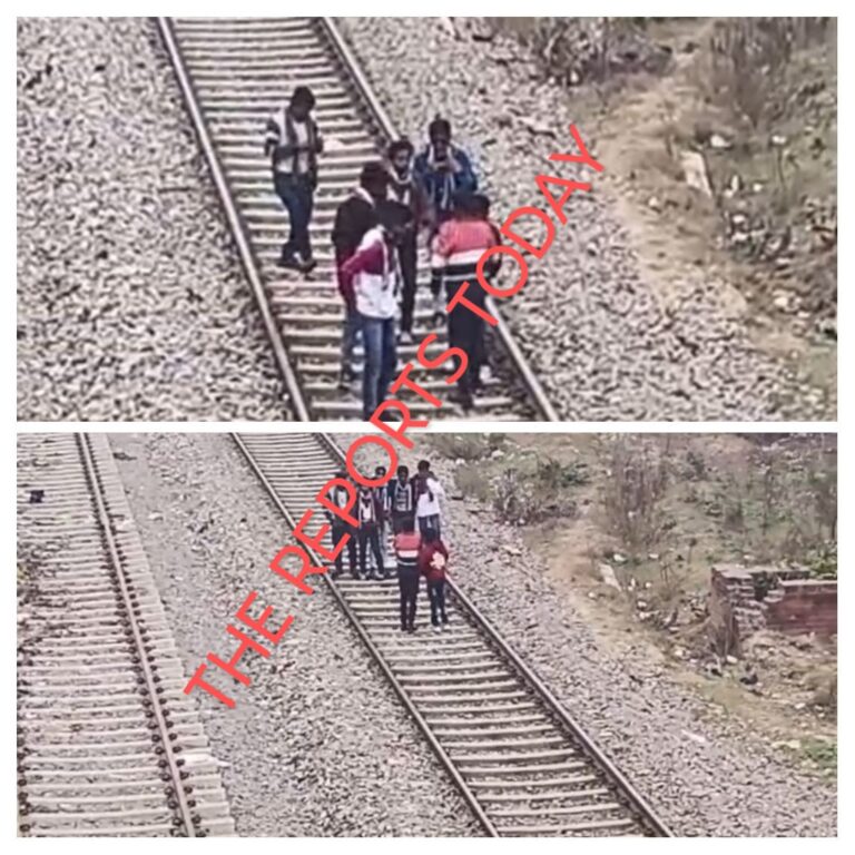 रेलवे ट्रैक पर युवको द्वारा जान जोखिम में डालकर रील बनाने का वीडियो हुआ वायरल