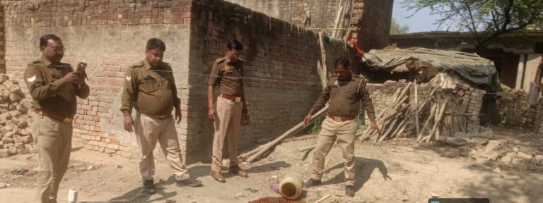 30 लीटर अवैध कच्ची शराब बरामद व 50 किग्रा लहन नष्ट, 02 अभियोग पंजीकृत