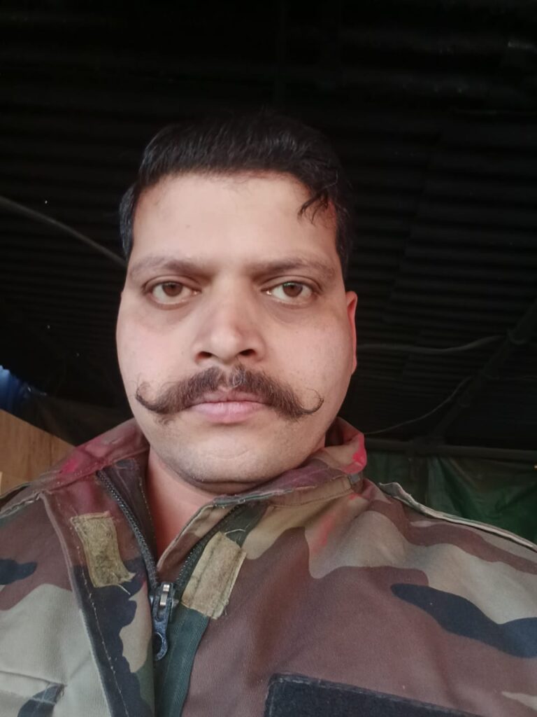 सेना मे तैनात जवान प्रदीप कुमार शर्मा जम्मू-कश्मीर में सड़क हादसे के हुए शिकार,हुई मृत्यु