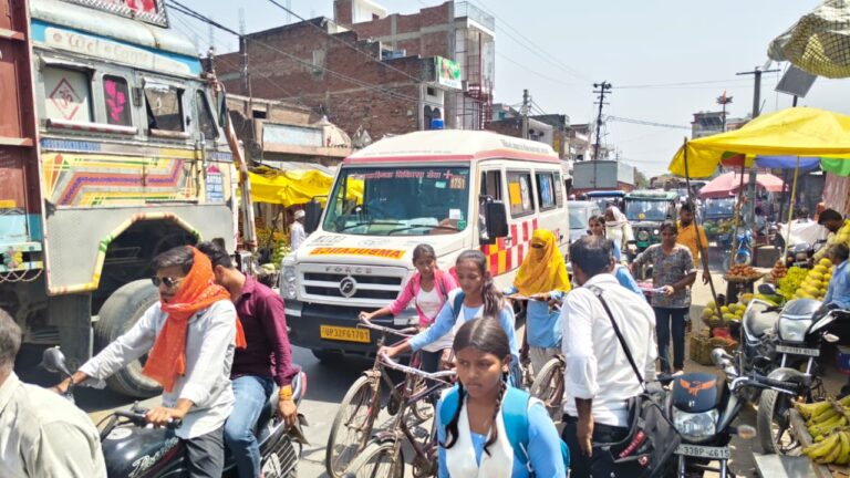अतिक्रमण, जाम&nbsp; जनता के लिए बनी बड़ी समस्या