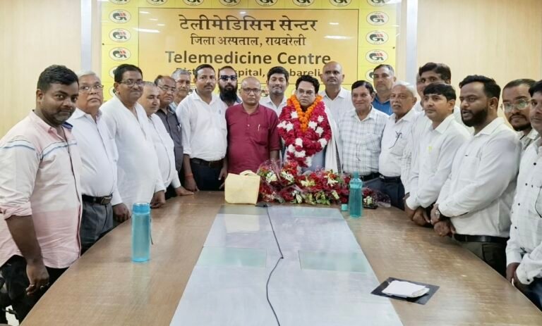 प्रांतीय चिकित्सा सेवा संघ के निर्विरोध अध्यक्ष बने डॉ. शिव कुमार, भव्य समारोह में हुआ नागरिक अभिनंदन
