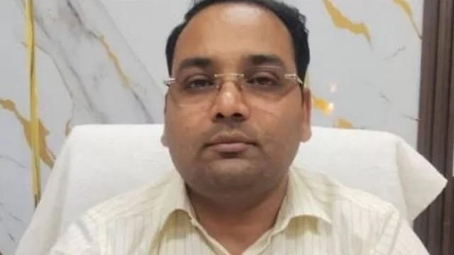 आय से अधिक संपत्ति के आरोप में ऊंचाहार SDM पर विजिलेंस का शिकंजा, 38.87 लाख की आय के सामने 1.09 करोड़ से ज्यादा खर्च