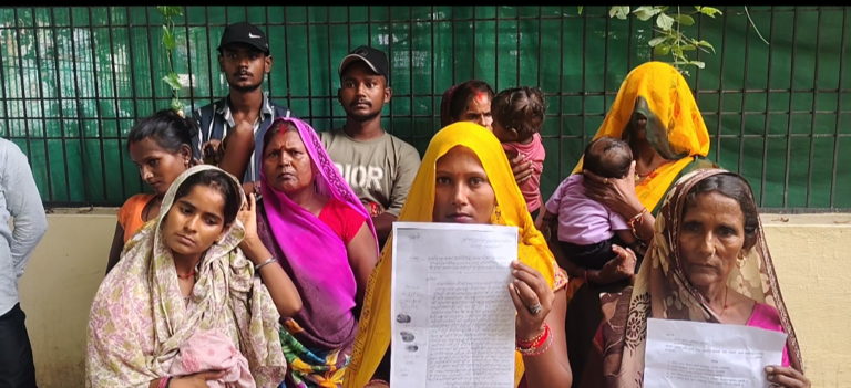 पीड़ित महिला ने हरचंदपुर थाने में तैनात सिपाही के खिलाफ पुलिस अधीक्षक को दिया प्रार्थना पत्र, लगाई न्याय की गुहार